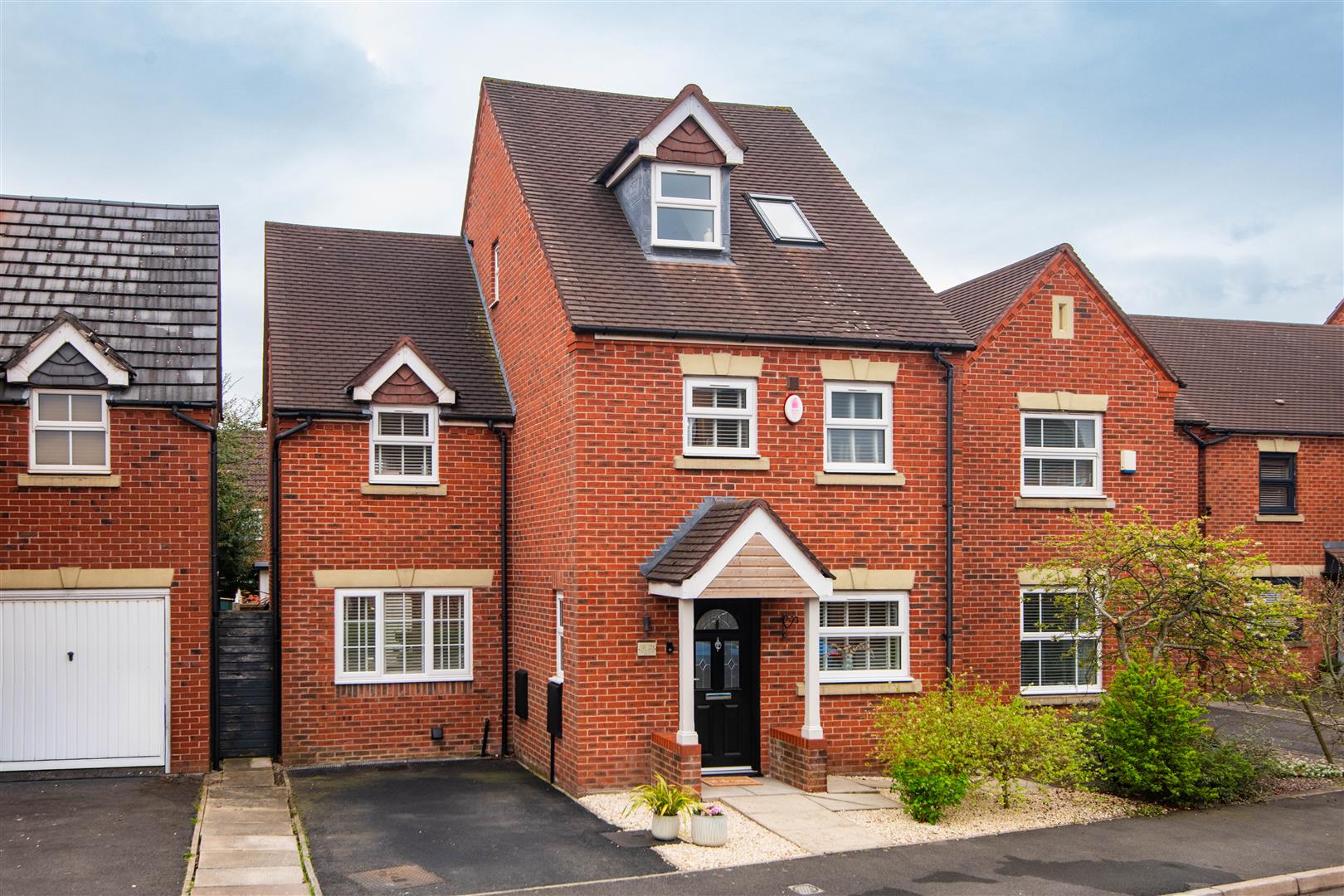 3 bed property in Great Park Drive, Leyland